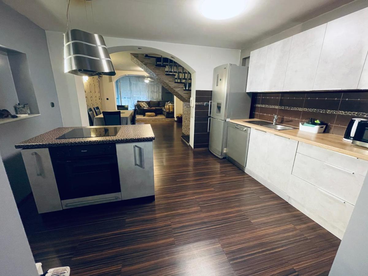 Zagreb Centar Big Apartment Екстер'єр фото